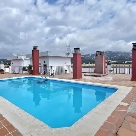 Апартаменти Columbo Go2lloret *